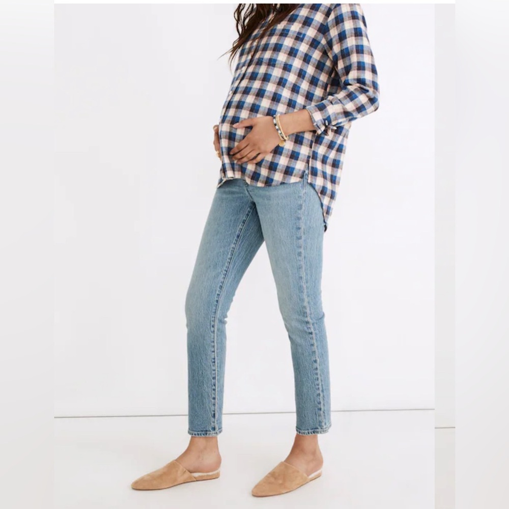 Madewell Maternity Perfect Vintage Jean
Size 25
